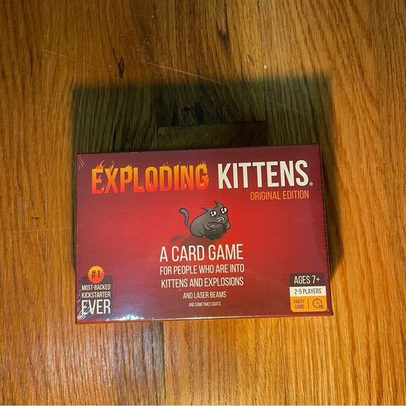 NWT EXPLODING KITTENS CARD GAME - Picture 4 of 7